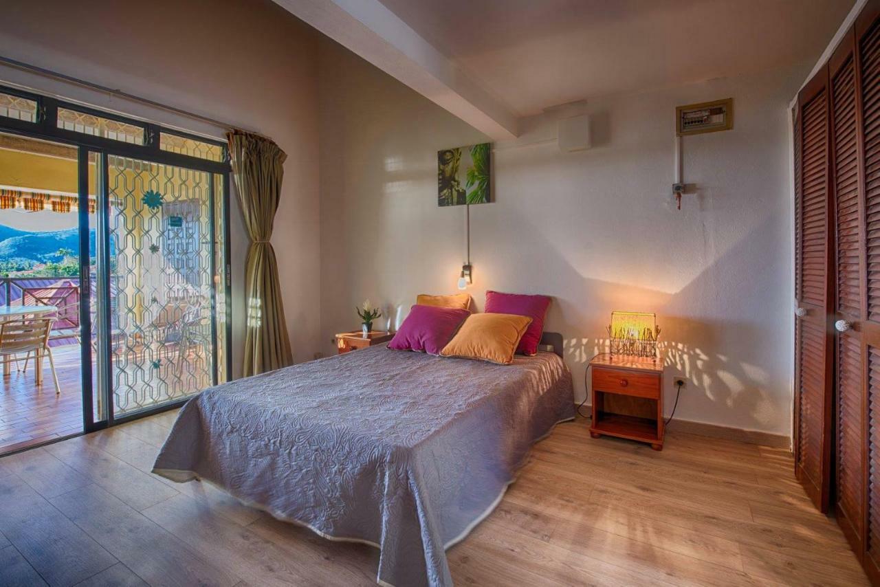 Residence Les Bougainvilliers Martinique แซ็งแตนน์ ภายนอก รูปภาพ